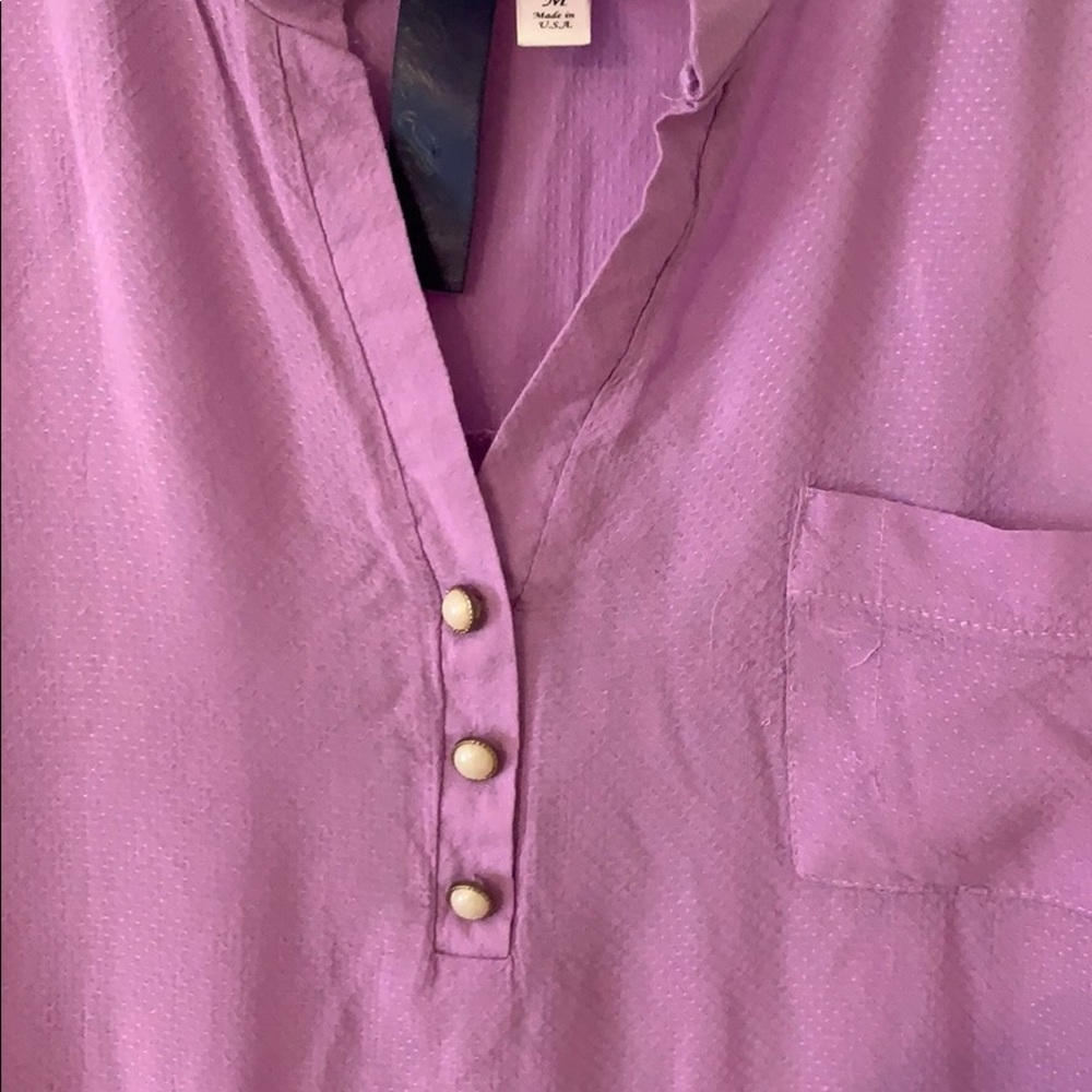 Button up blouse - Picture 3 of 3
